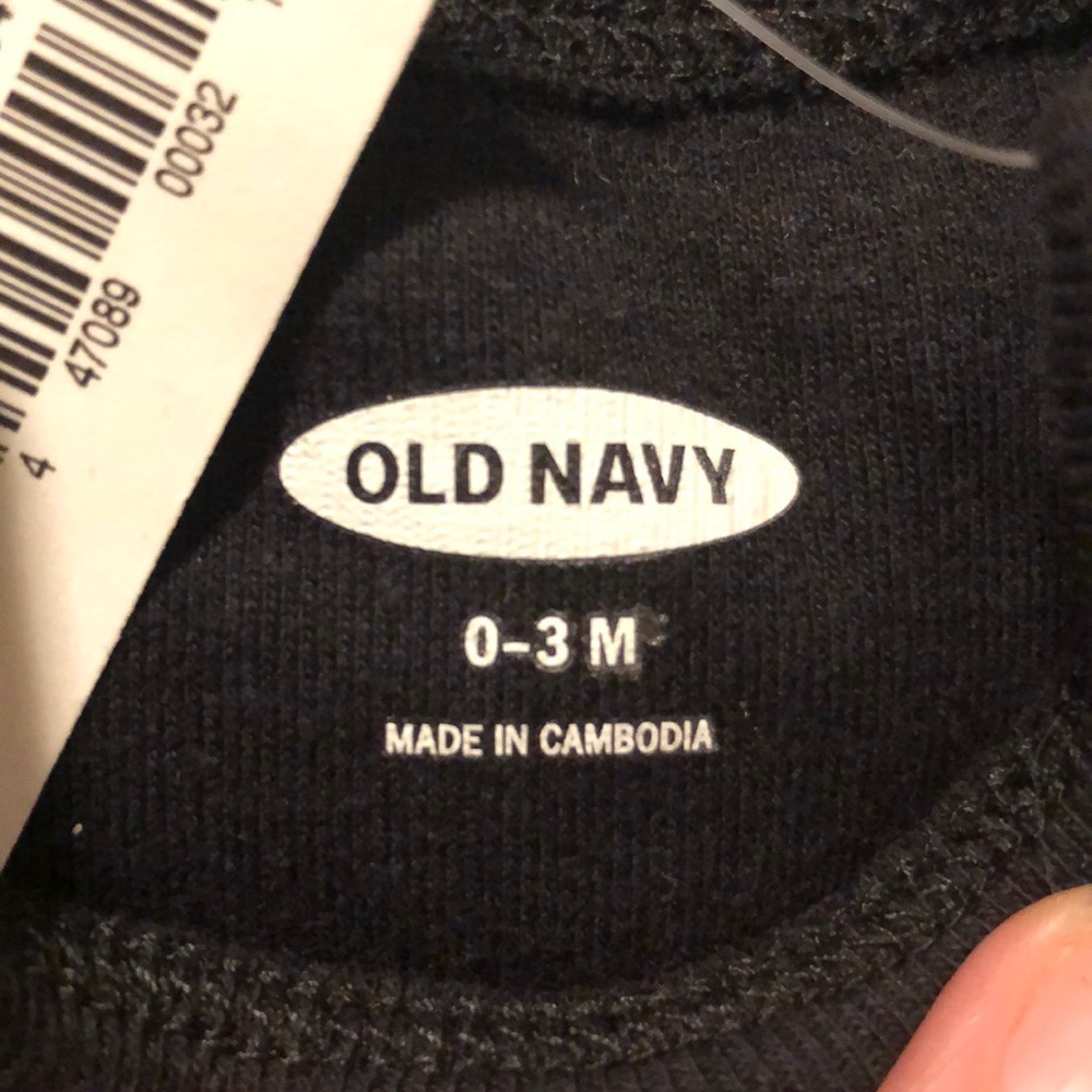 *REMOVING 2/18* Boom box Old Navy onesie NWT - Picture 4 of 4